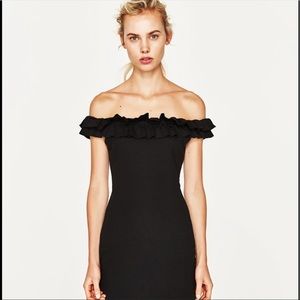 BRAND NEW ZARA RUFFLED OFF SHOULDER DRESS SZ LARGE